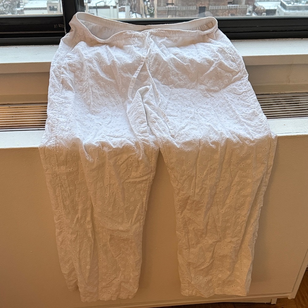 Hollister Ella Pull-On White Eyelet Pants